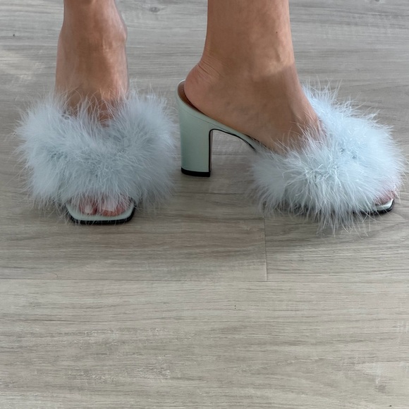 Maison Martin Margiela Shoes - Maison Margiela feather sandals in blue size 35